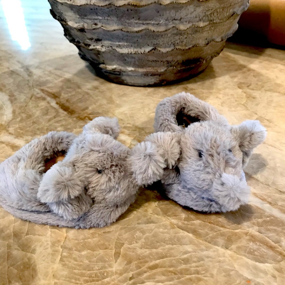 Like new Pottery Barn kids elephant slippers